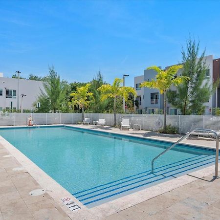 Lofts Of Aventura Apartment Miami Exterior photo