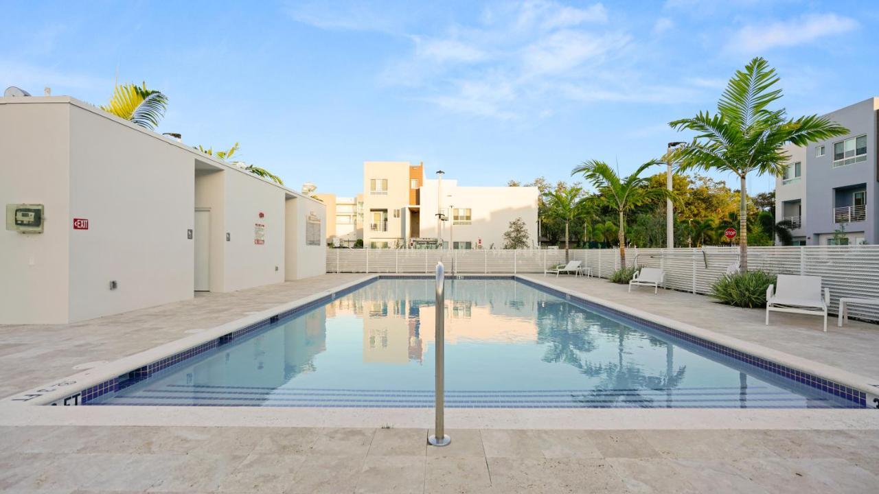 Lofts Of Aventura Apartment Miami Exterior photo