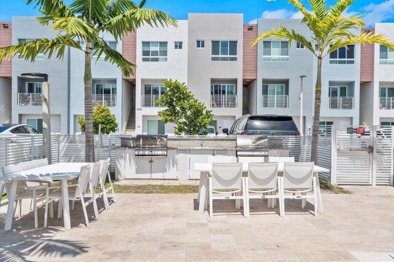 Lofts Of Aventura Apartment Miami Exterior photo