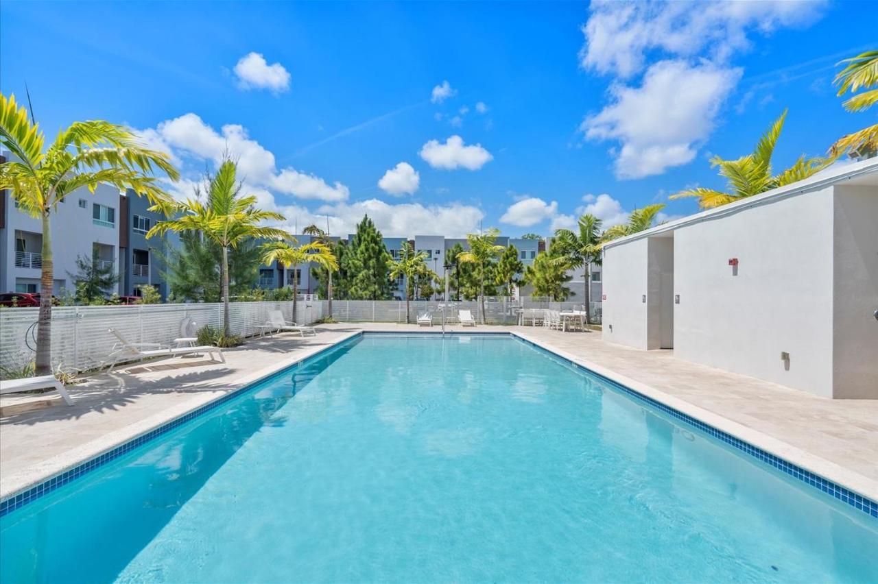 Lofts Of Aventura Apartment Miami Exterior photo
