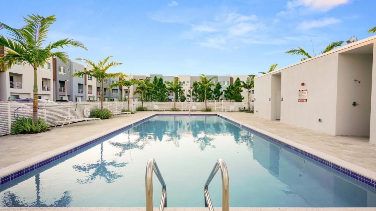 Lofts Of Aventura Apartment Miami Exterior photo