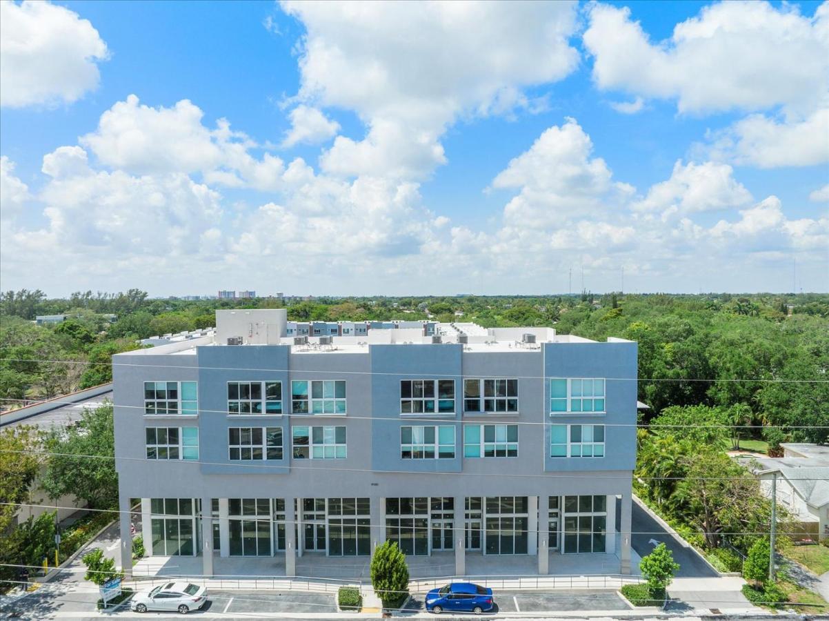 Lofts Of Aventura Apartment Miami Exterior photo